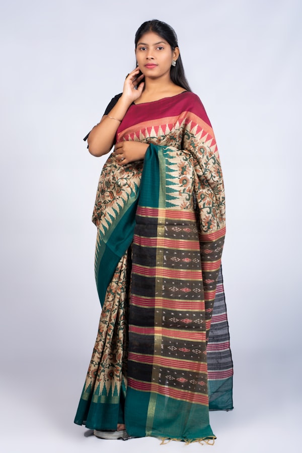 Digital Printed Saree – Modern Design
